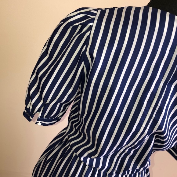 Summer Stripped Dress 👗 - Picture 4 of 4